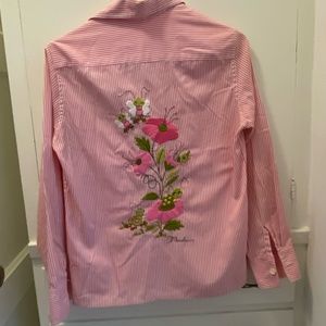 Super Cute Vintage Embroidered Pink Pinstripe Button Down